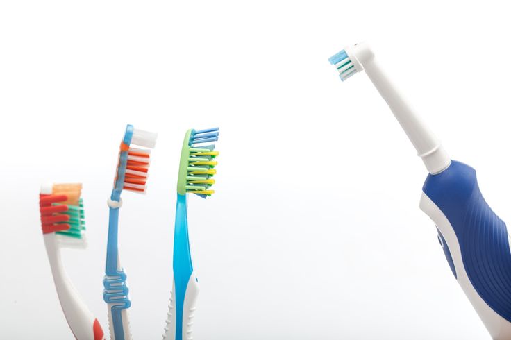 Electric-Toothbrush-vs.-Manual-Toothbrush-Which-One-is-Right-for-You RANVOO