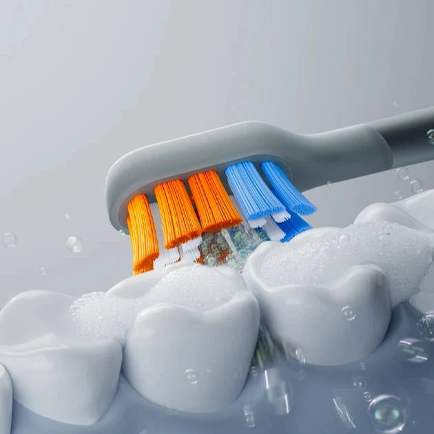 Brosse à dents électrique et fil dentaire 2 en 1